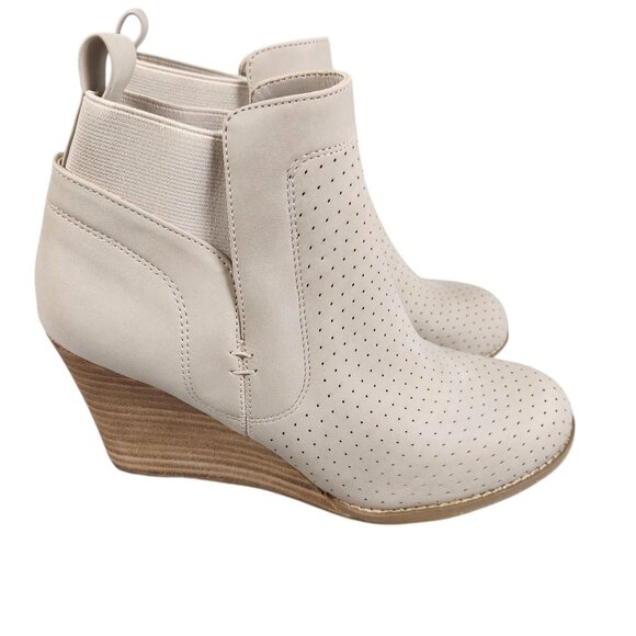 DV By Dolce Vita Gerdy Beige Bootie Size 8 Leather Wrap Wedge Heel - Picture 9 of 9